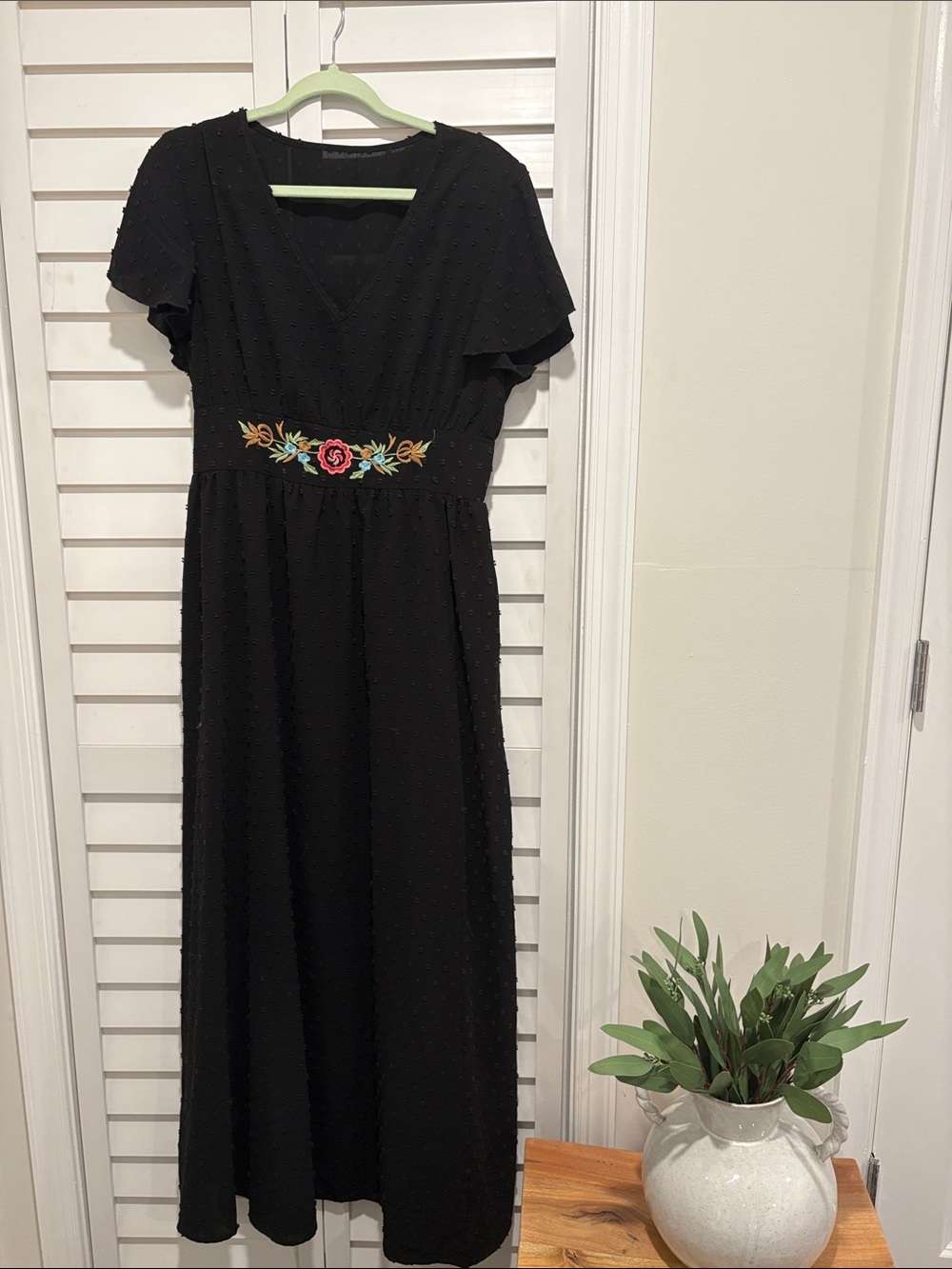 Black Embroidered Waist Midi Dress - Women